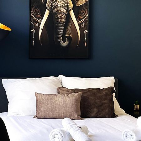 B&K Urban City Suites Tilburg Buitenkant foto