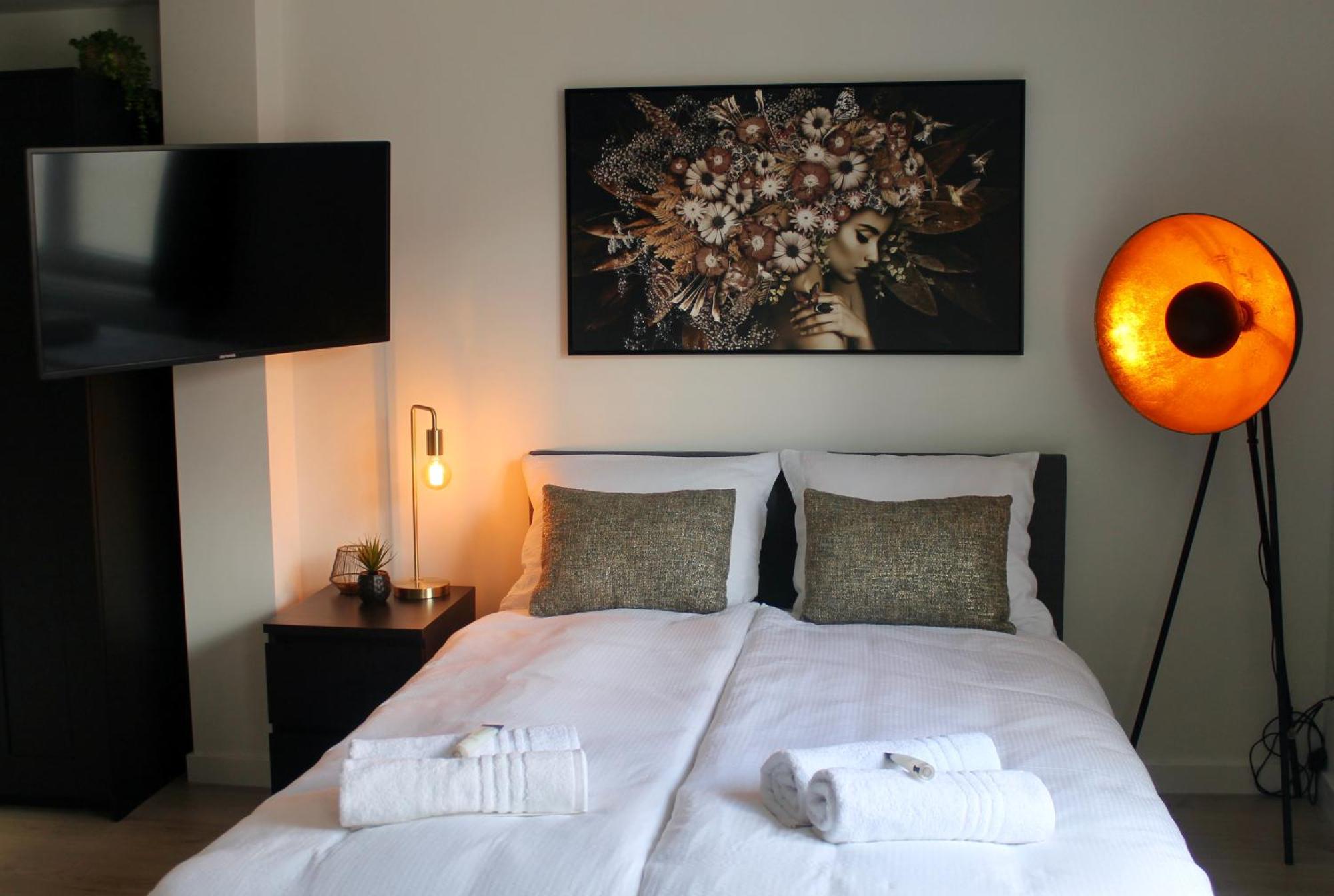 B&K Urban City Suites Tilburg Buitenkant foto