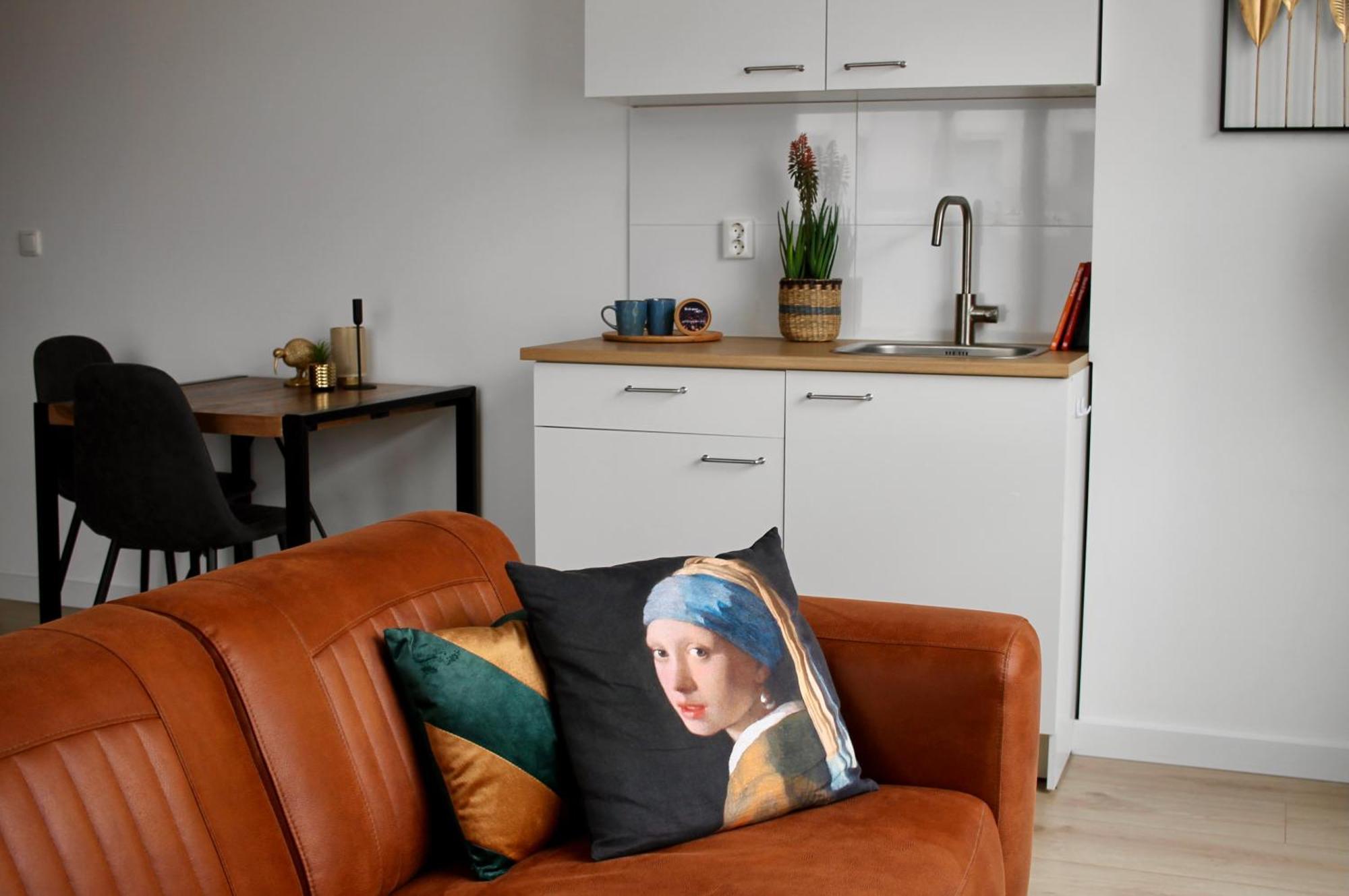 B&K Urban City Suites Tilburg Buitenkant foto