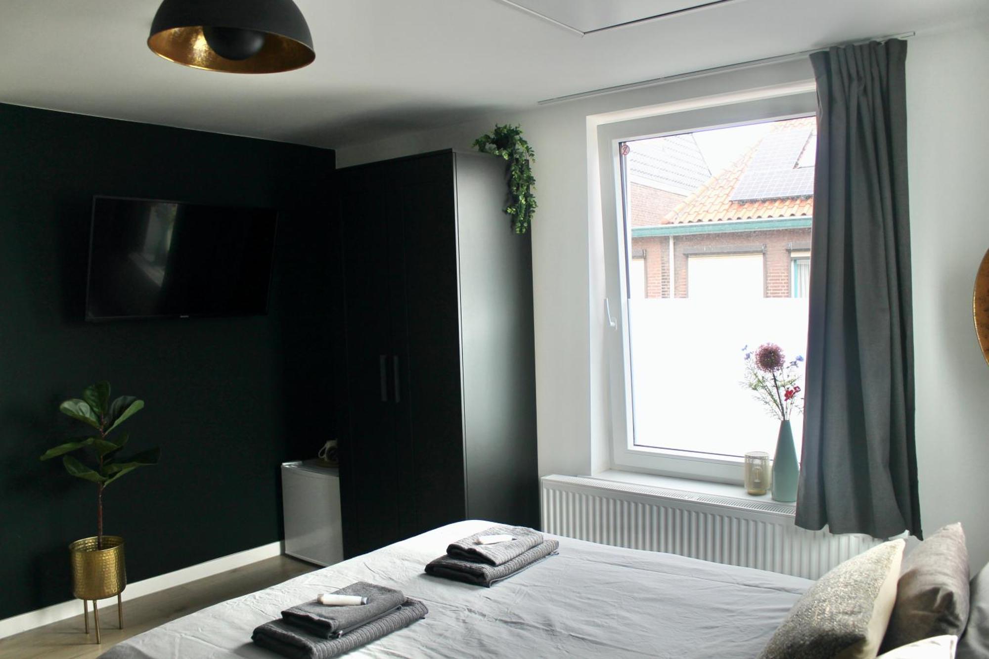 B&K Urban City Suites Tilburg Buitenkant foto