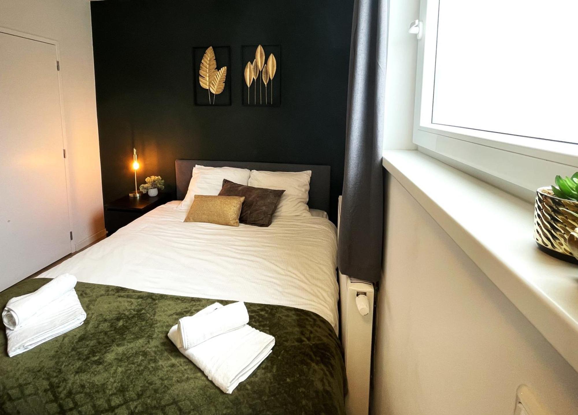 B&K Urban City Suites Tilburg Buitenkant foto