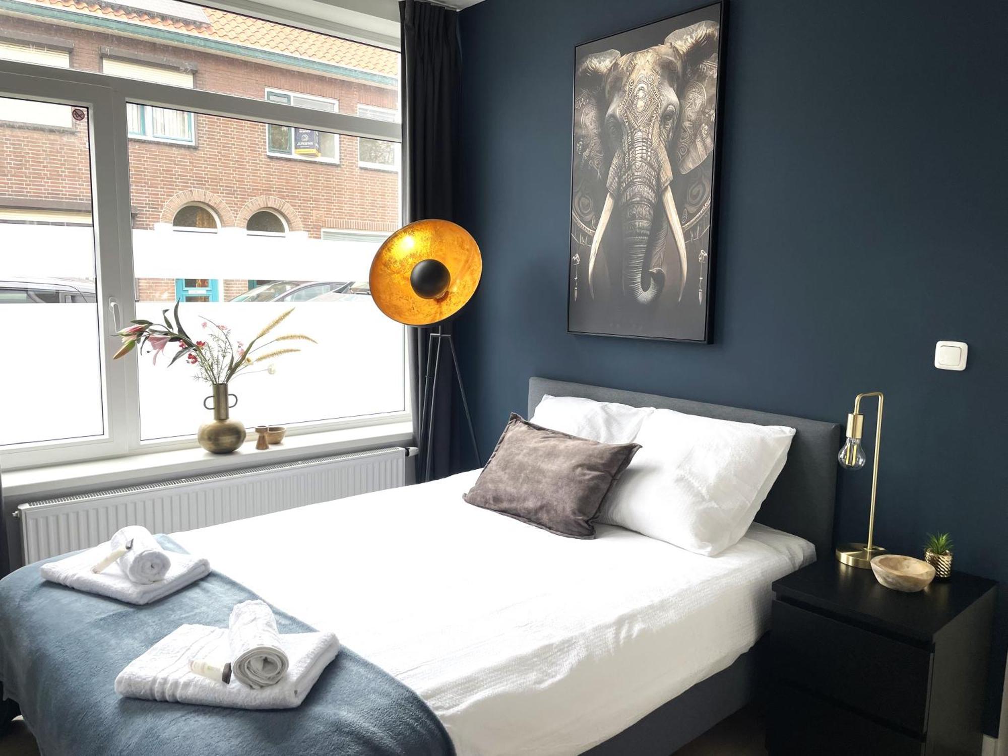 B&K Urban City Suites Tilburg Buitenkant foto