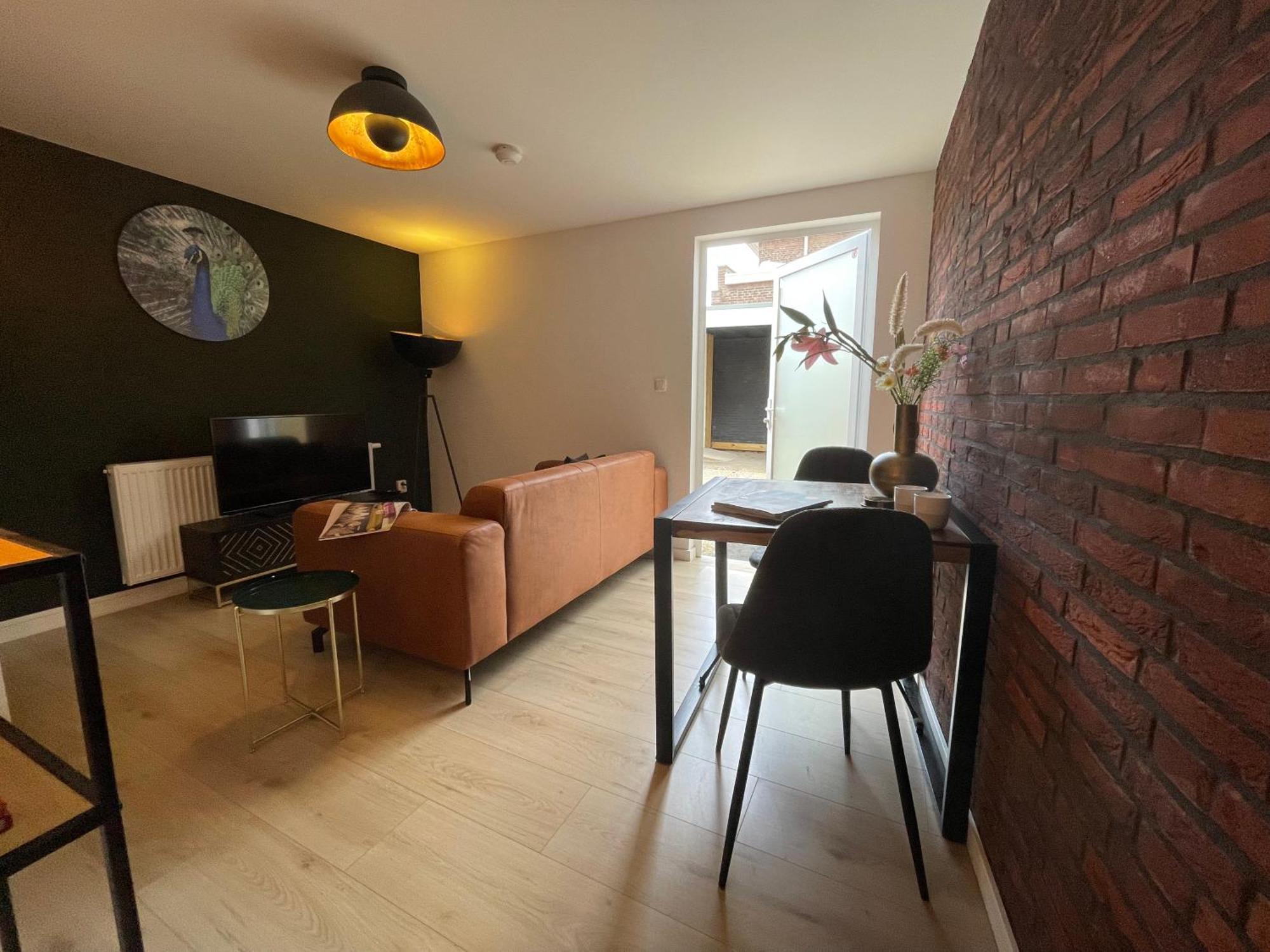B&K Urban City Suites Tilburg Buitenkant foto