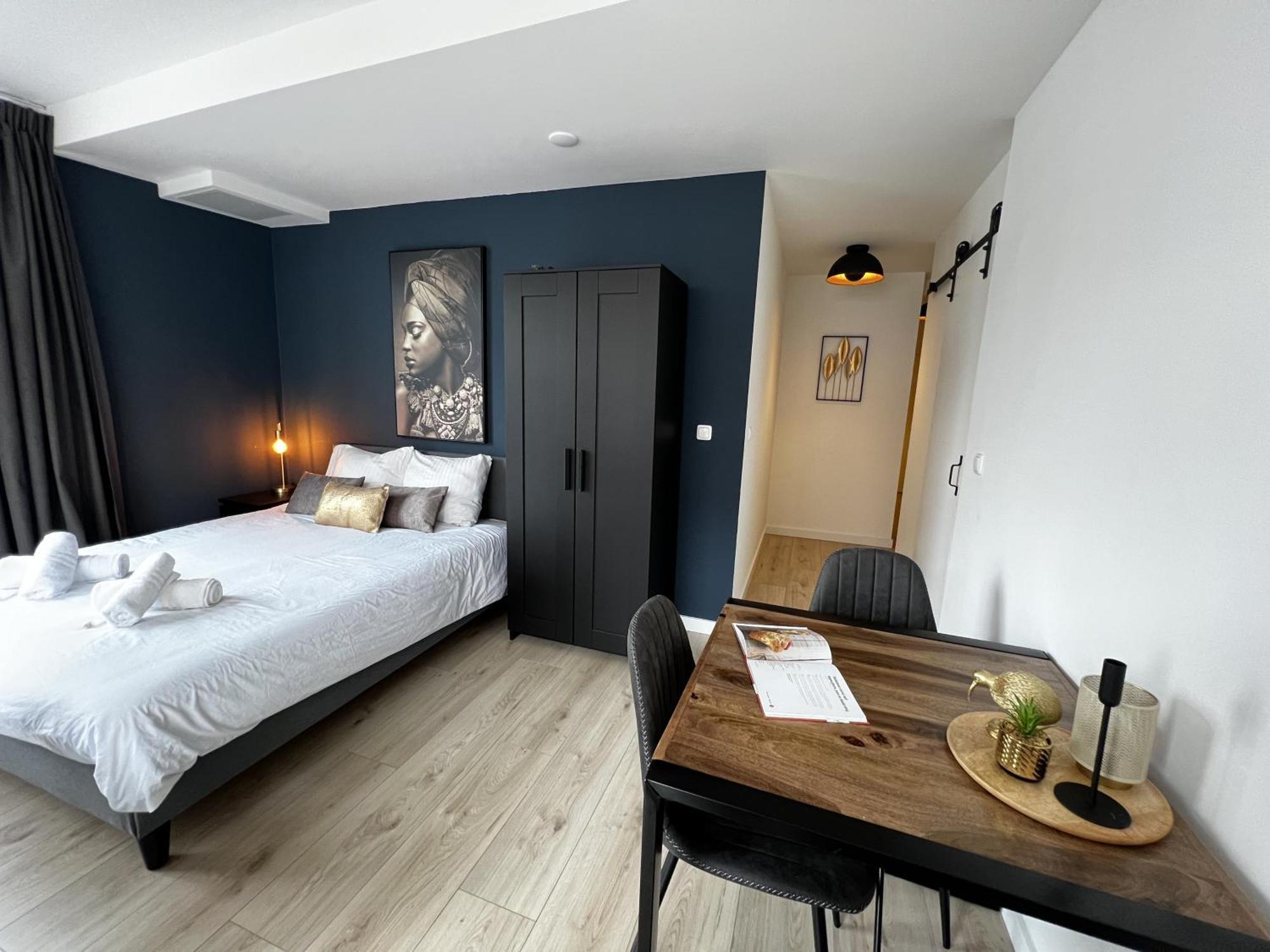 B&K Urban City Suites Tilburg Buitenkant foto