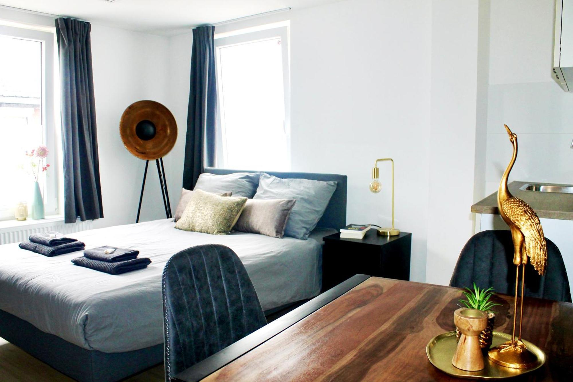 B&K Urban City Suites Tilburg Buitenkant foto